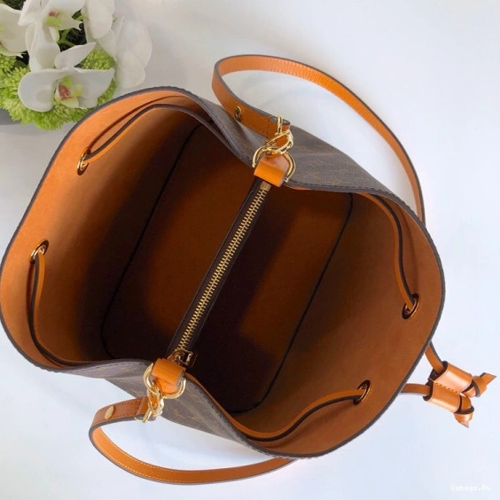 NÉONOÉ LOUIS VUITTON 0423